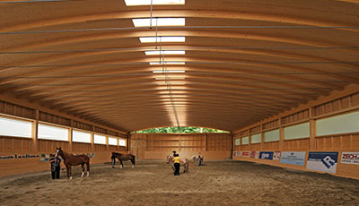 Reitstall des Landeszentrums für Hörgeschädigte (LZH) in Dornbirn – Martin Holzbau
